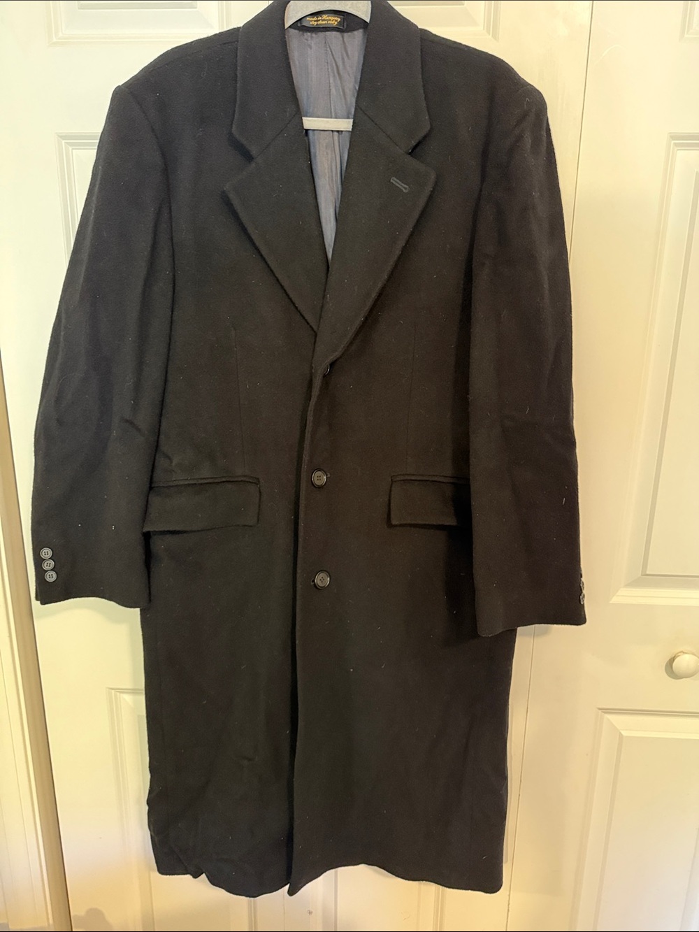 Men's Black Wool Pea Coat - Classic Three-Button Overcoat